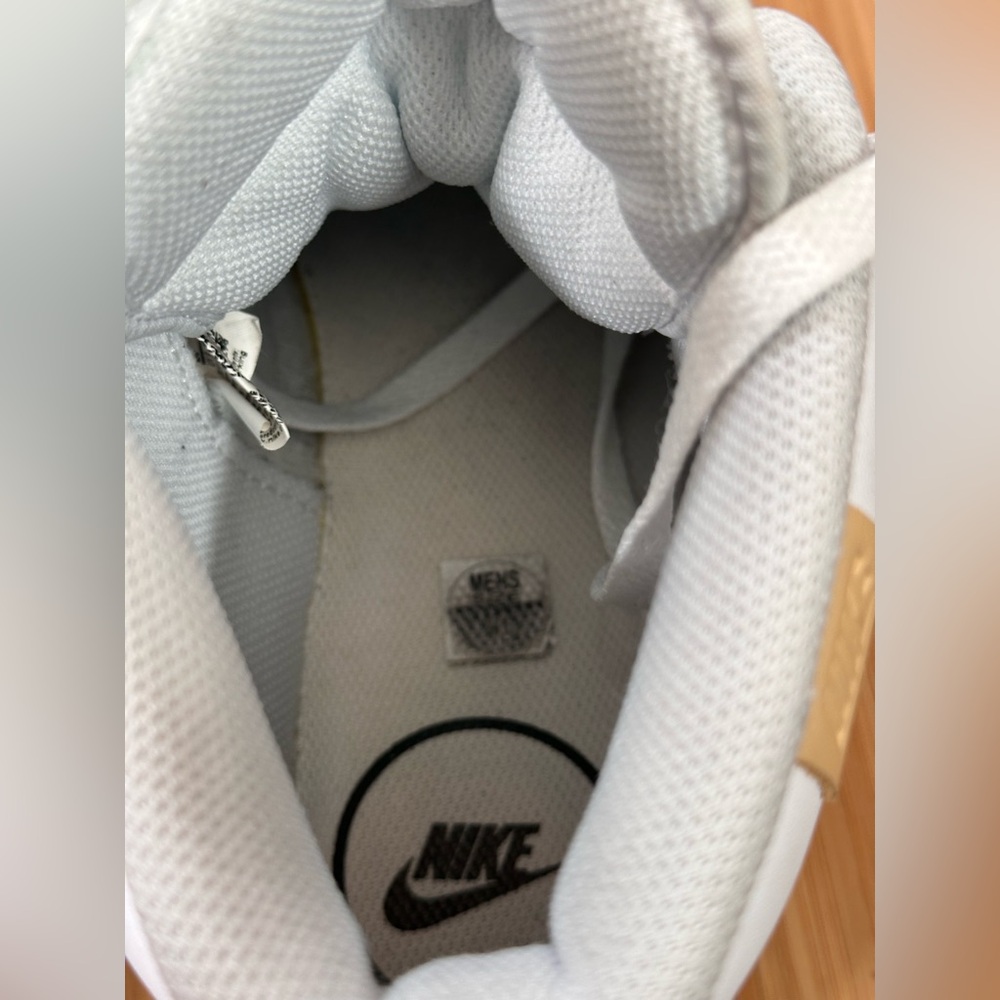 NIKE MENS Court Royale 2 Mid "White Onyx" Size 10 - Picture 6 of 14
